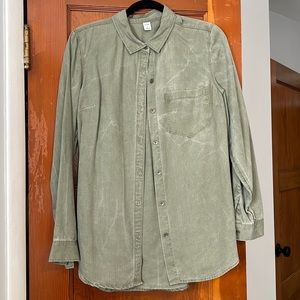 ✨Flash Sale✨ Old Navy Green Marble Top!